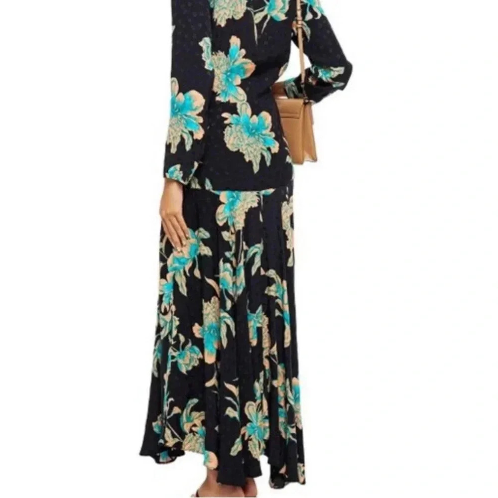 Sandro Paris Blaire Knotted Floral Print Maxi Dress size 38 EU - Picture 2 of 9